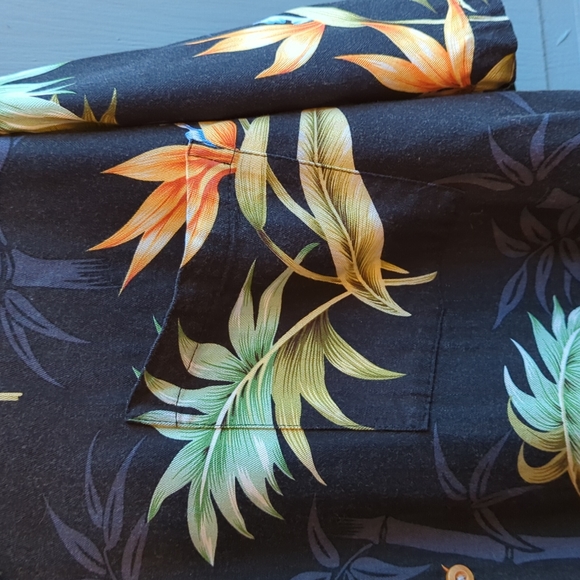 Paradise Found Honolulu Hawaii Men Shirt - Picture 4 of 7